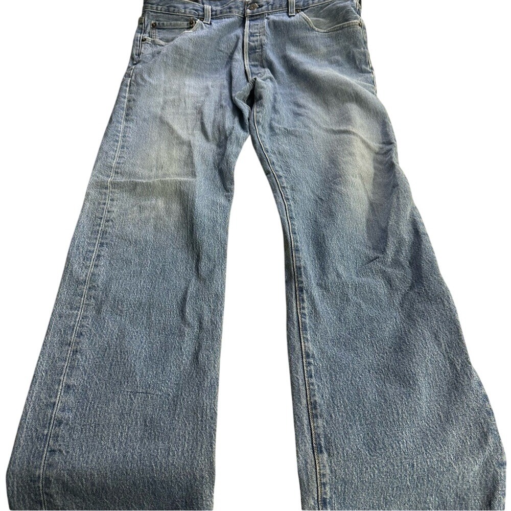 Levi's 501 Button-Fly Jeans Men's 36x32 Straight Leg Vintage Light Wash